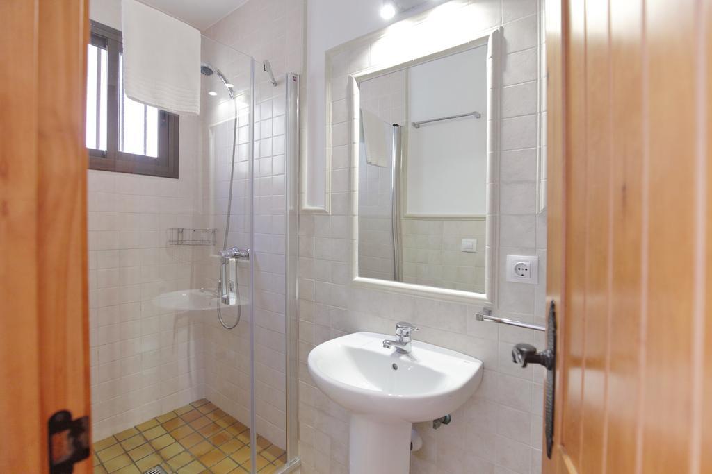 Apartamentos Gravina Tarifa Eksteriør bilde
